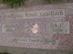 2013-253-gearllach,-anastasia-renee